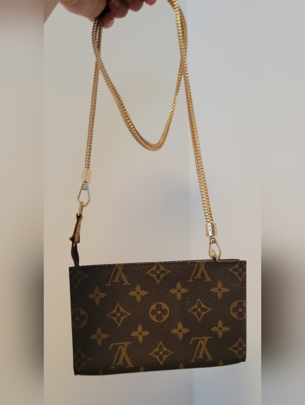 Authentic Louis Vuitton Monogram Pouch - Picture 3 of 12